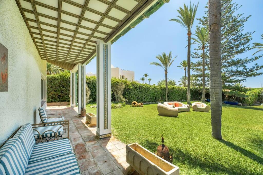 Beachfront Andalusian Holiday home